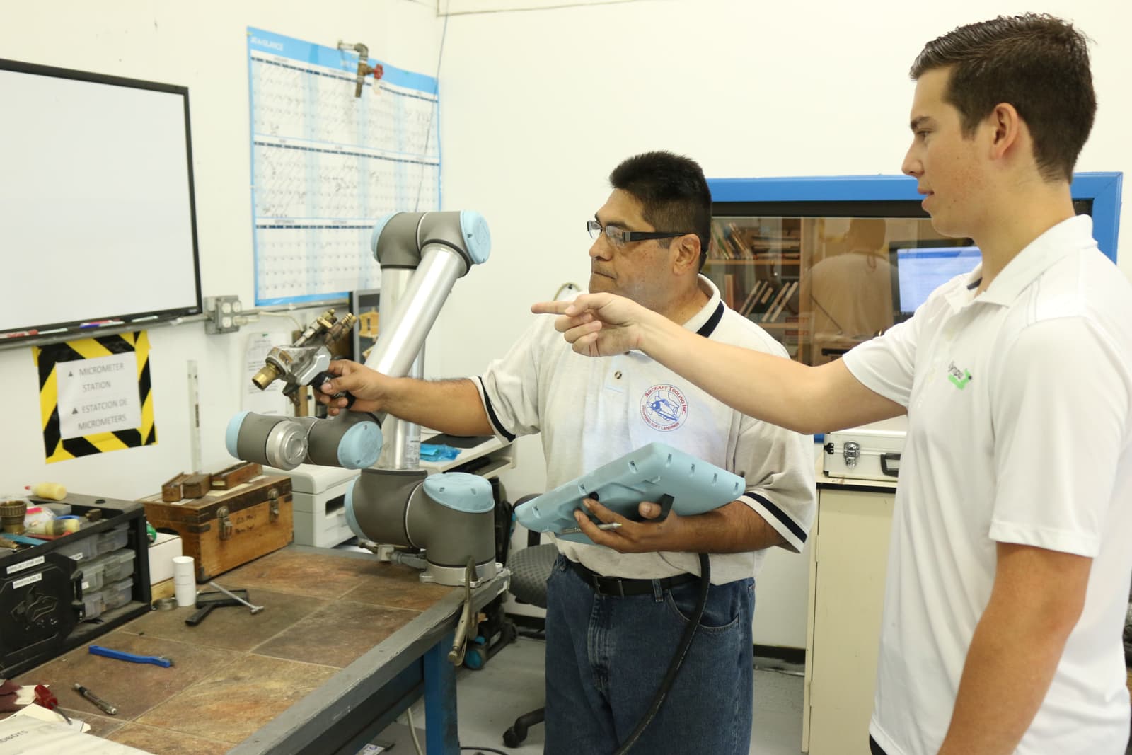 Maintenance free UR cobots operate continuously in harsh environment